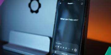 Domcura stellt „Kollege Kim“ vor – der erste KI-Sachbearbeiter der Branche.